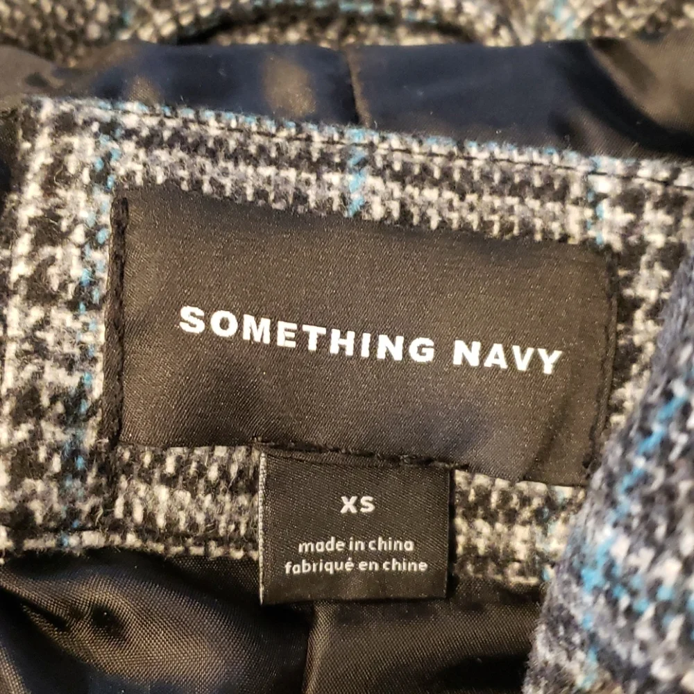 NWOT Something Navy Plaid Puffer Jacket XS - Picture 5 of 6